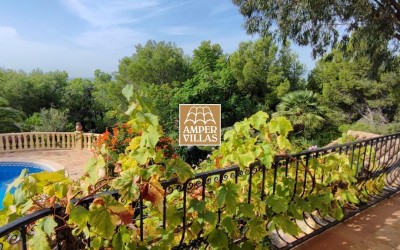 Magnificent villa with beautiful views and privacy in Sierra  Altea Golf.